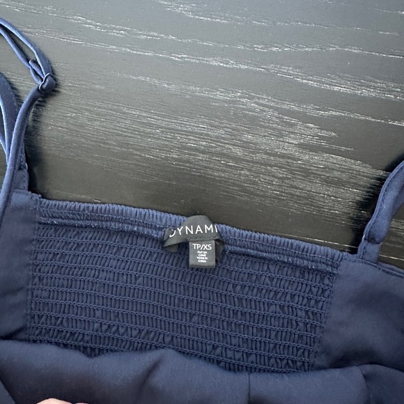 Elegant Navy Blue Sleeveless Top - Picture 3 of 3